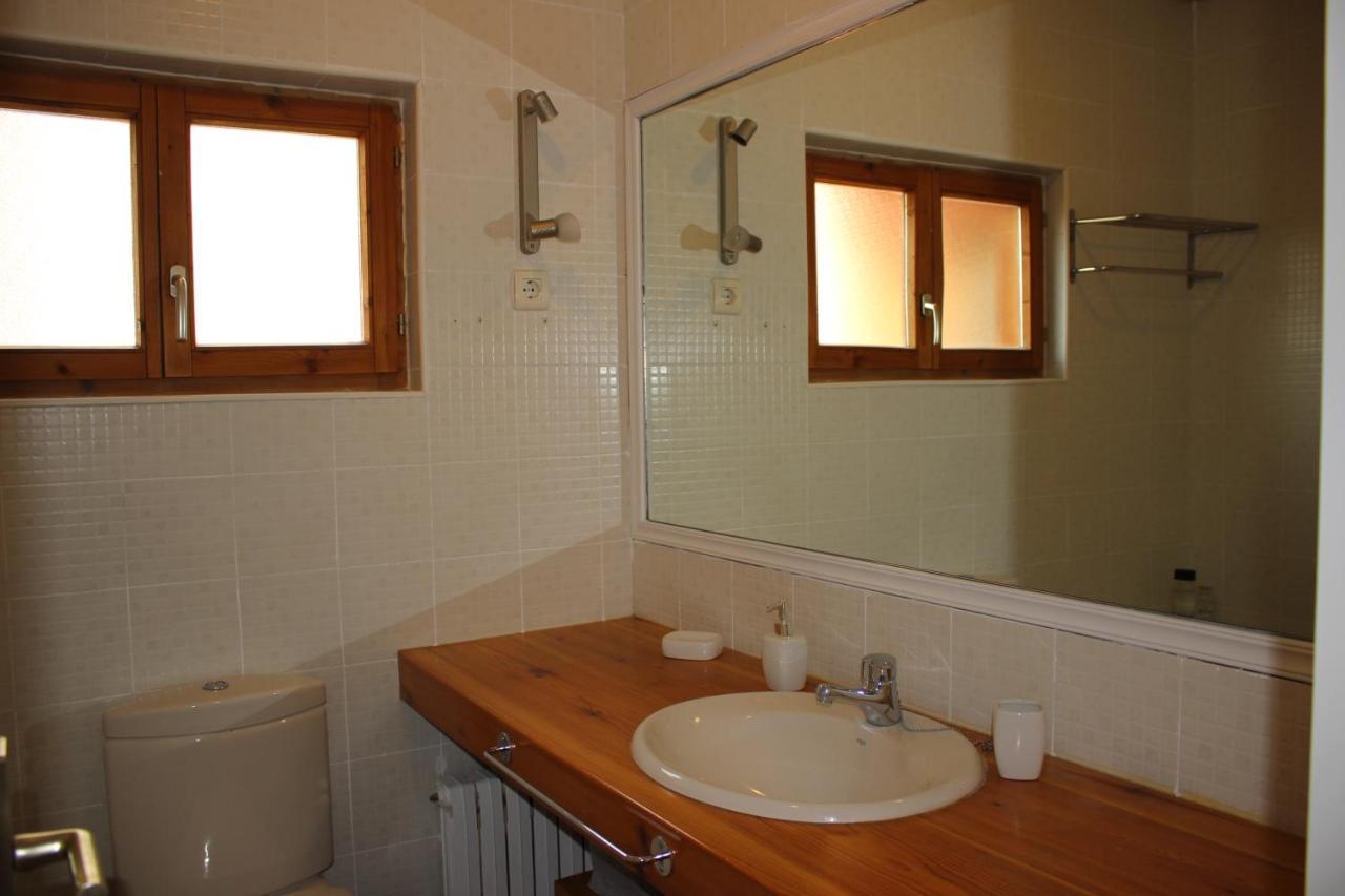 El 8 De Serranos - 1º - Casa Con Garaje เลออน ภายนอก รูปภาพ